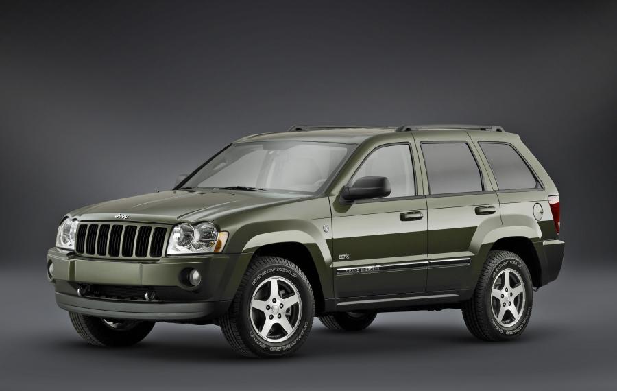  Jeep Grand Cherokee 2005 года  (фото 4 из 133)